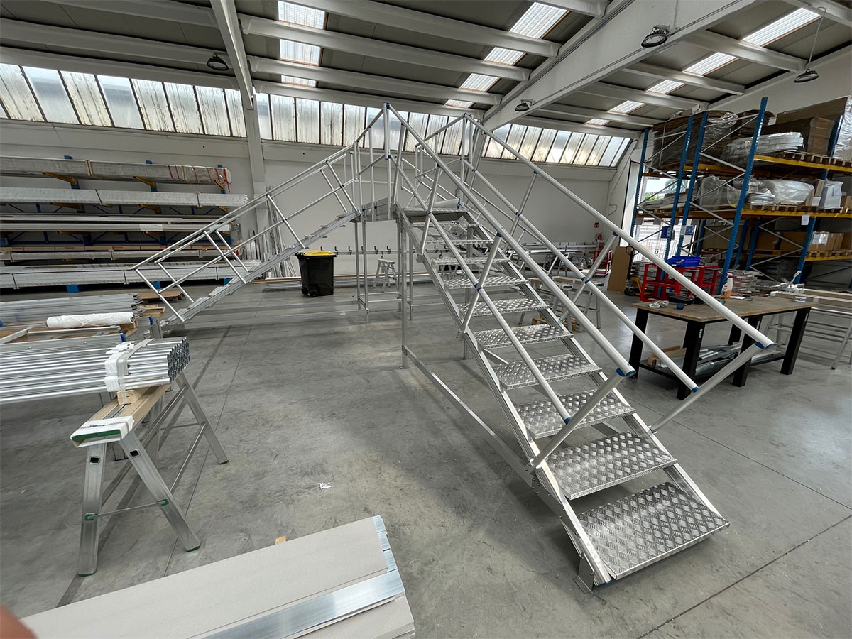 Industrial bridge ladder for assembly line