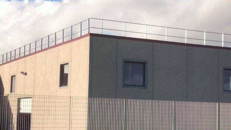 rooftop-railings